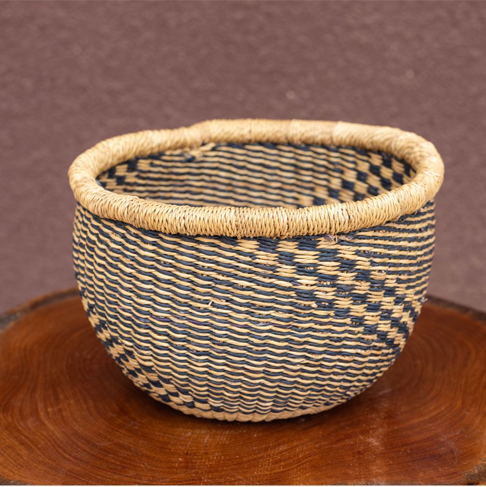 Small Handcrafted round Volta Storage Basket